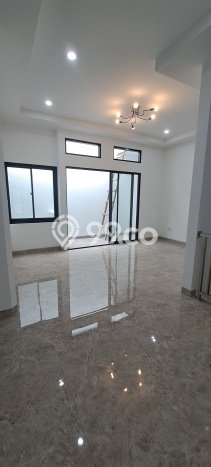 Rumah Elit Modern Tanpa Renovasi di BSD Nusaloka Tangerang Rumah Elit Modern Tanpa Renovasi di BSD Nusaloka Tangerang