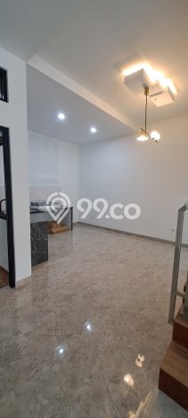 Rumah Elit Modern Tanpa Renovasi di BSD Nusaloka Tangerang Rumah Elit Modern Tanpa Renovasi di BSD Nusaloka Tangerang