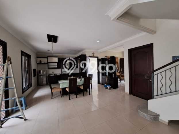Dijual Rumah Elit Exclusive di Lakarsantri, Surabaya Dijual Rumah Elit Exclusive di Lakarsantri, Surabaya