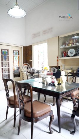 Rumah Eksklusif Dijual LT 486m2 di Tegalsari, Surabaya Rumah Eksklusif Dijual LT 486m2 di Tegalsari, Surabaya