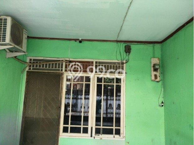 For Sale Rumah 3 Kamar Lokasi Strategis Nyaman dan Strategis di Senen For Sale Rumah 3 Kamar Lokasi Strategis Nyaman dan Strategis di Senen