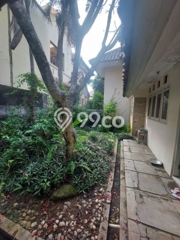 Rumah Eksklusif Dijual LT 565m2 di Depok, Sleman Rumah Eksklusif Dijual LT 565m2 di Depok, Sleman
