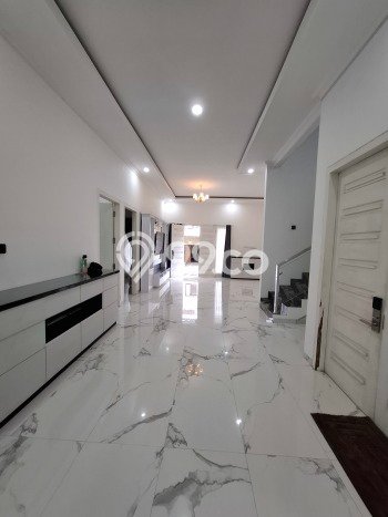 For Sale! Luxury House LT 288m2 Desain Modern di Sleman For Sale! Luxury House LT 288m2 Desain Modern di Sleman