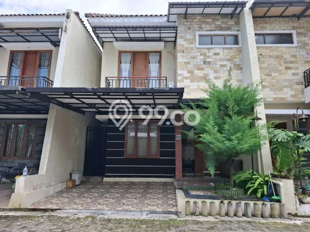 Rumah Mewah Siap Huni LT 146m2 di Umbulharjo, Yogyakarta Rumah Mewah Siap Huni LT 146m2 di Umbulharjo, Yogyakarta