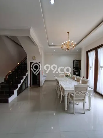 Rumah Mewah Siap Huni LT 146m2 di Umbulharjo, Yogyakarta Rumah Mewah Siap Huni LT 146m2 di Umbulharjo, Yogyakarta