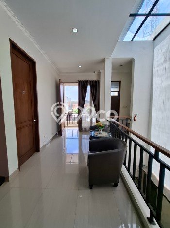 Rumah Mewah Siap Huni LT 146m2 di Umbulharjo, Yogyakarta Rumah Mewah Siap Huni LT 146m2 di Umbulharjo, Yogyakarta
