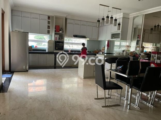 Ready to Use! Luxury House LT 714m2 Desain Modern di Bandung Utara Ready to Use! Luxury House LT 714m2 Desain Modern di Bandung Utara