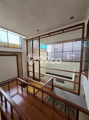 Jual Rumah Luas Megah Dengan View Cantik di Singgasana, Bandung Jual Rumah Luas Megah Dengan View Cantik di Singgasana, Bandung