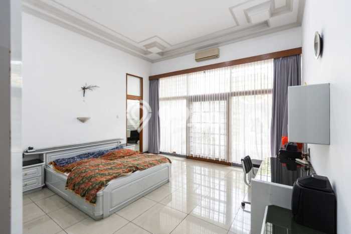 Siap Huni Hunian Elit 6 Kamar di Coblong Dekat ke Mana Saja Siap Huni Hunian Elit 6 Kamar di Coblong Dekat ke Mana Saja