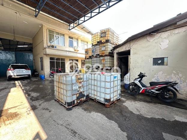 Lokasi Strategis! Dijual Gudang Bisnis di Bojongloa Kaler, Bandung Kondisi Bagus Lokasi Strategis! Dijual Gudang Bisnis di Bojongloa Kaler, Bandung Kondisi Bagus