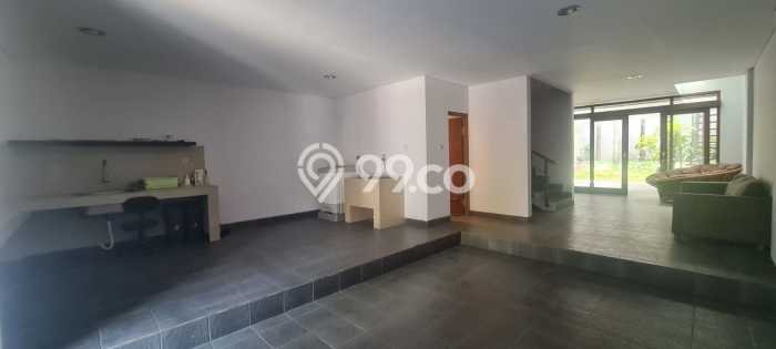Rumah Elit LB 350m2 Siap Huni Desain Elegan di Bandung Utara, Bandung Rumah Elit LB 350m2 Siap Huni Desain Elegan di Bandung Utara, Bandung
