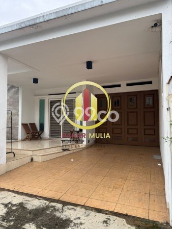 Rumah Elit Modern Tanpa Renovasi di Turangga Bandung Rumah Elit Modern Tanpa Renovasi di Turangga Bandung