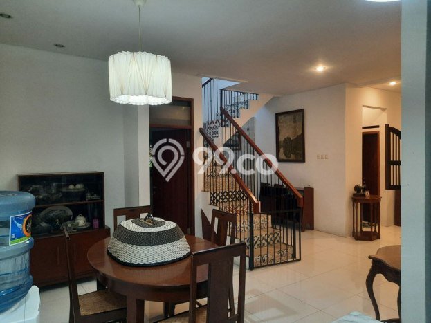 Dijual Cepat Rumah Bagus Siap Huni LB 240m2 di Antapani, Bandung Dijual Cepat Rumah Bagus Siap Huni LB 240m2 di Antapani, Bandung