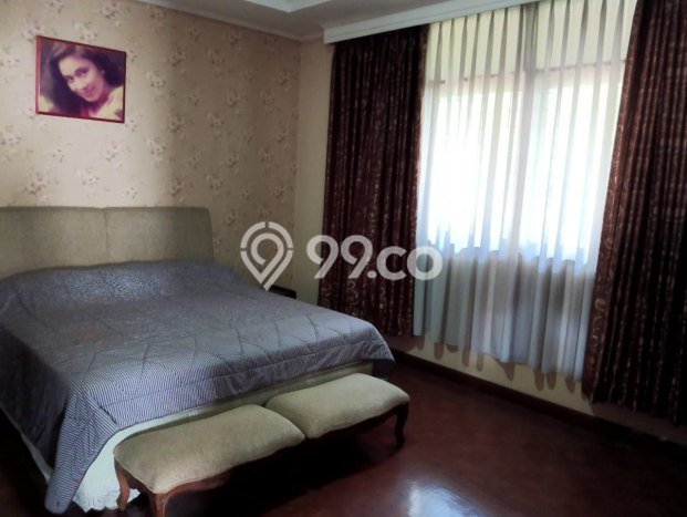 Rumah Luxury Modern Tanpa Renovasi di Tubagus Ismail Bandung Rumah Luxury Modern Tanpa Renovasi di Tubagus Ismail Bandung