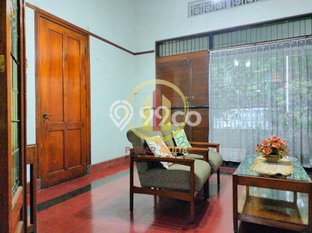 Hunian Mewah LB 300m2 Siap Pakai Desain Elegan di Riau, Bandung Hunian Mewah LB 300m2 Siap Pakai Desain Elegan di Riau, Bandung