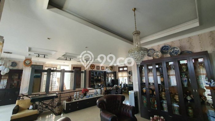 Rumah Mewah LB 320m2 Siap Huni Desain Elegan di Riau, Bandung Rumah Mewah LB 320m2 Siap Huni Desain Elegan di Riau, Bandung