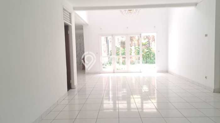 Rumah Elit Modern Tanpa Renovasi di Bintaro Tangerang Selatan Rumah Elit Modern Tanpa Renovasi di Bintaro Tangerang Selatan