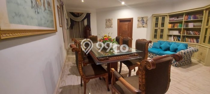 Rumah 5 KT 4 KM Fully Furnished di Lokasi Prestisius Renon, Denpasar Rumah 5 KT 4 KM Fully Furnished di Lokasi Prestisius Renon, Denpasar