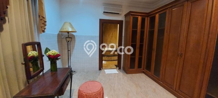 Rumah 5 KT 4 KM Fully Furnished di Lokasi Prestisius Renon, Denpasar Rumah 5 KT 4 KM Fully Furnished di Lokasi Prestisius Renon, Denpasar