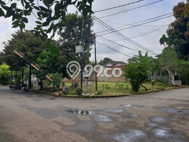Tanah Dijual Area Strategis di Bintaro Tangerang Selatan 335m2 Tanah Dijual Area Strategis di Bintaro Tangerang Selatan 335m2