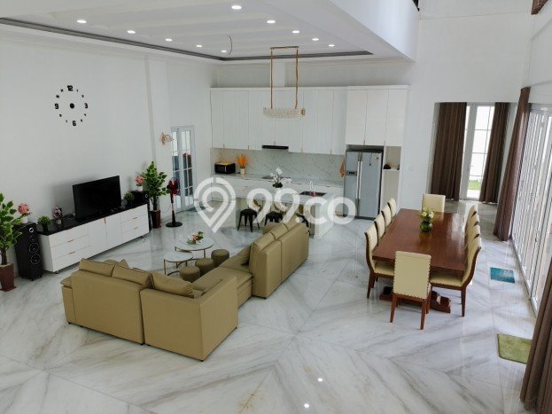 Ready to Use! Luxury House LT 968m2 Desain Elegan di Sentul City Ready to Use! Luxury House LT 968m2 Desain Elegan di Sentul City
