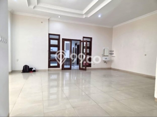 Rumah LT 273m2m² Akses Transportasi Umum di , Bandung Rumah LT 273m2m² Akses Transportasi Umum di , Bandung