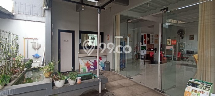 Hunian Elit LB 140m2 Siap Huni Desain Elegan di Cihanjuang, Bandung Hunian Elit LB 140m2 Siap Huni Desain Elegan di Cihanjuang, Bandung