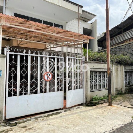 Rumah Mewah dengan 6 Kamar Tidur di Kawasan Elite , Bandung Rumah Mewah dengan 6 Kamar Tidur di Kawasan Elite , Bandung