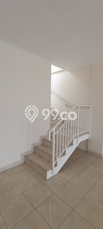 Ruko Lokasi Strategis di , Luas 240m2m², Ready Bisnis Ruko Lokasi Strategis di , Luas 240m2m², Ready Bisnis
