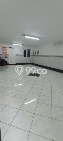 Rumah Bagus di , Bandung, LT 450m2m², LB 1000m2m² Rumah Bagus di , Bandung, LT 450m2m², LB 1000m2m²