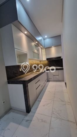 Rumah Siap Huni lokasi , Bandung, Luas 120m2m² Bangunan 180m2m² Rumah Siap Huni lokasi , Bandung, Luas 120m2m² Bangunan 180m2m²