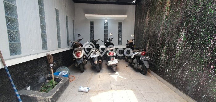 Rumah Modern Minimalis 8 Kamar Siap Huni di Regol Rumah Modern Minimalis 8 Kamar Siap Huni di Regol