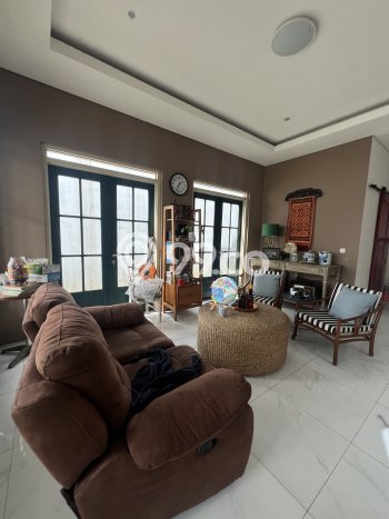 Rumah Elit Modern Tanpa Renovasi di Pasteur Bandung Rumah Elit Modern Tanpa Renovasi di Pasteur Bandung