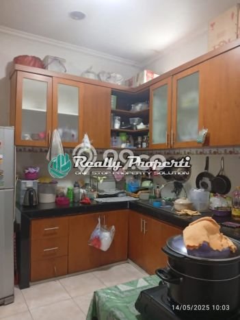 Dijual Rumah Luas Elegan Dengan View Eksklusif di Jati Cempaka, Bekasi Dijual Rumah Luas Elegan Dengan View Eksklusif di Jati Cempaka, Bekasi