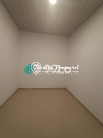 Rumah Modern 3 KT di Jatiwaringin Bekasi Semi Furnished Rumah Modern 3 KT di Jatiwaringin Bekasi Semi Furnished