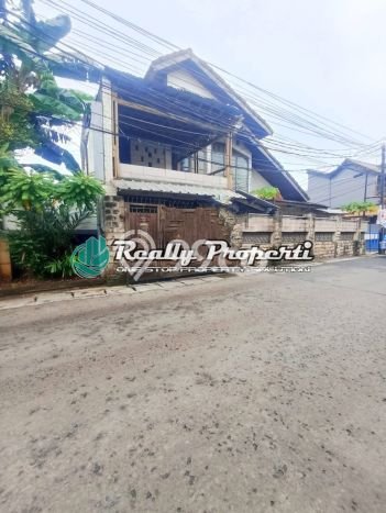 Disewakan Rumah Harga Terjangkau di Jatiwaringin Bekasi dengan 3 KT Disewakan Rumah Harga Terjangkau di Jatiwaringin Bekasi dengan 3 KT