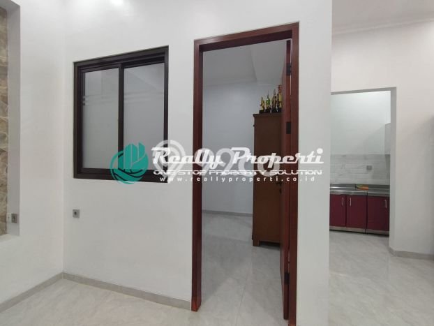 Dijual Hunian Rumah Terawat 3 Kamar di Jatiwarna, Bekasi Dijual Hunian Rumah Terawat 3 Kamar di Jatiwarna, Bekasi