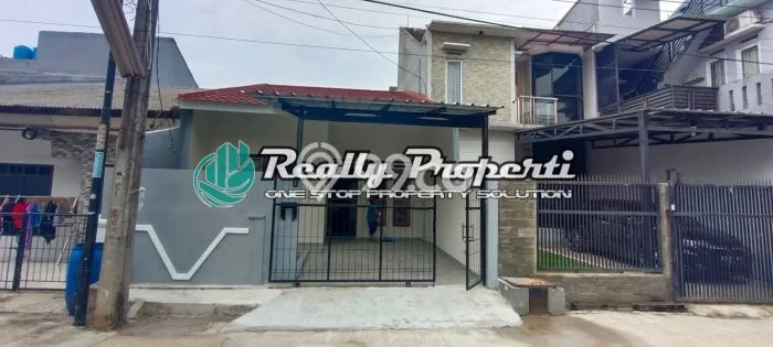 Rumah Disewakan Bekasi LT 90m2 LB 70m2 Area Jatiwaringin Rumah Disewakan Bekasi LT 90m2 LB 70m2 Area Jatiwaringin