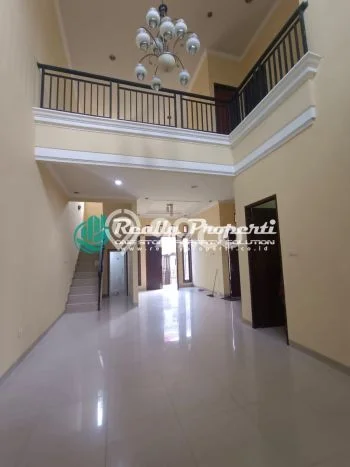 Rumah Sewa Bekasi LT 118m2 LB 190m2 Area Jati Cempaka Rumah Sewa Bekasi LT 118m2 LB 190m2 Area Jati Cempaka