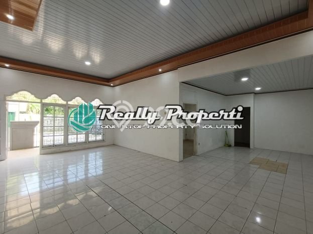 Rumah Modern 5 KT LT 150m2 di Jati Rahayu Rumah Modern 5 KT LT 150m2 di Jati Rahayu