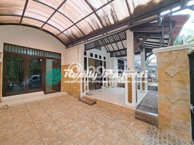 Rumah Luas Asri 3 KT Siap Huni di Cikunir Bekasi Rumah Luas Asri 3 KT Siap Huni di Cikunir Bekasi