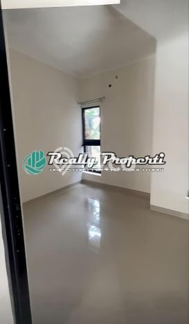 Rumah sewa siap pakai 4 Kamar Tidur di Pondok Kelapa, Jakarta Timur Rumah sewa siap pakai 4 Kamar Tidur di Pondok Kelapa, Jakarta Timur