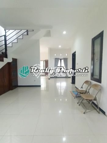 Rumah Modern 5 Kamar LT 112m2 di Jatimakmur Rumah Modern 5 Kamar LT 112m2 di Jatimakmur
