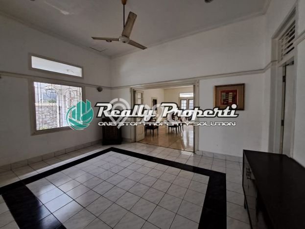 Best Deal Hunian Mewah Ideal dan Luas di Menteng, Jakarta Pusat Best Deal Hunian Mewah Ideal dan Luas di Menteng, Jakarta Pusat