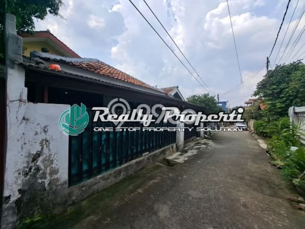 Rumah Luas Asri 4 KT Siap Pakai di Jati Cempaka Bekasi Rumah Luas Asri 4 KT Siap Pakai di Jati Cempaka Bekasi