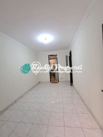 Rumah Luas Asri 3 KT Siap Huni di Cikunir Bekasi Rumah Luas Asri 3 KT Siap Huni di Cikunir Bekasi