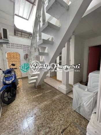 Rumah Minimalis 5 KT LT 250m2 di Jatimakmur Rumah Minimalis 5 KT LT 250m2 di Jatimakmur