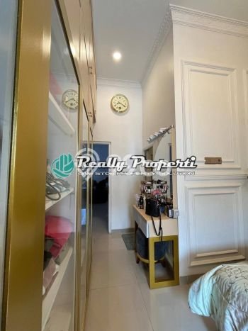 Lokasi terbaik! Rumah siap huni dikontrakkan di Ciracas LB 120m2 Lokasi terbaik! Rumah siap huni dikontrakkan di Ciracas LB 120m2