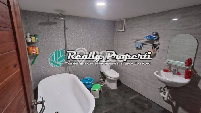 Rumah Modern 3 KT di Cikunir Bekasi Semi Furnished Rumah Modern 3 KT di Cikunir Bekasi Semi Furnished