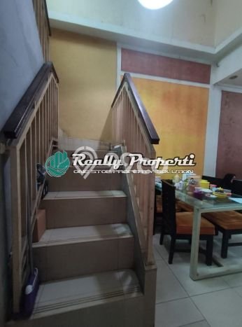 Rumah Luas Asri 5 KT Siap Huni di Jatimelati Bekasi Rumah Luas Asri 5 KT Siap Huni di Jatimelati Bekasi